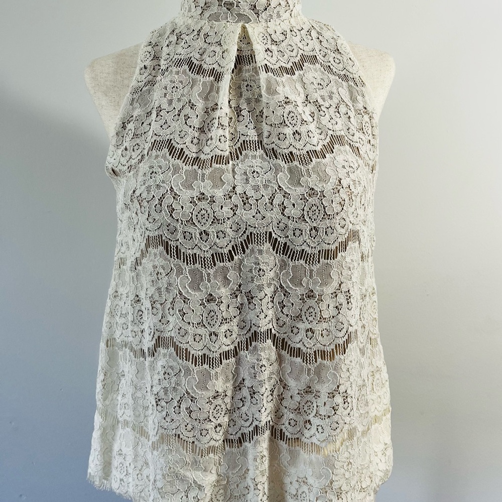 Lumiere Floral Lace Halter Blouse - Cream